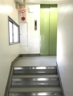 斉川ビルの外観