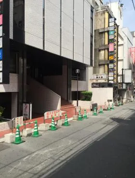 アタミビルの外観