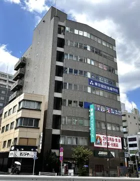 プラザ門前仲町ビルの外観