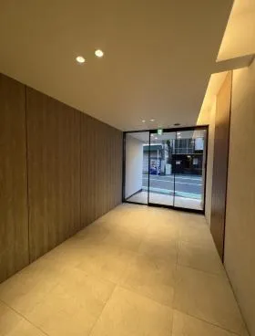 The Corner SHINJUKU(旧ツインズ新宿ビル)ビルの外観