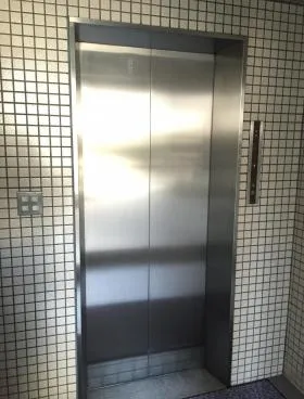 大野ビルの外観