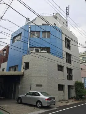 小宮山ビルの外観