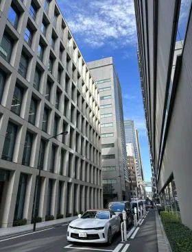 京橋日殖ビルの外観