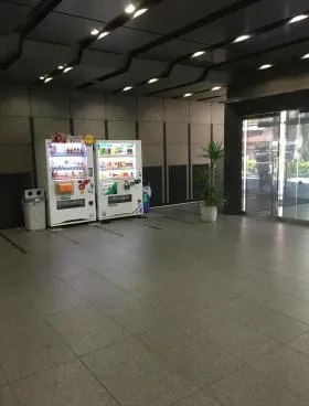 八王子ファーストスクエアの外観