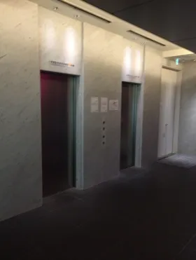 ビュレックス京橋の外観