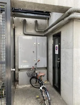 FORCEビルの外観