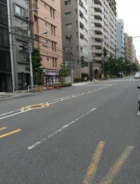 新宿山吹町ビルの外観
