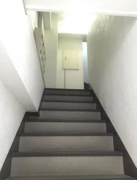 旭新宿ビルの外観