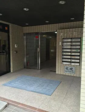 末よし別館ビルの外観