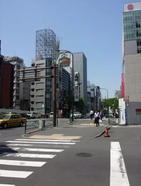 GMビルの外観