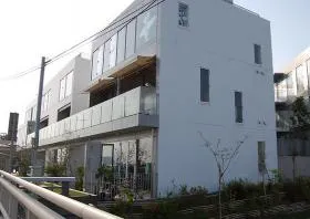 Weekend House Alleyの外観