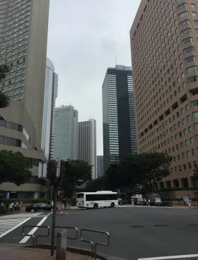 新宿グリーンタワーの外観