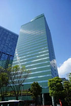 新宿グリーンタワーの外観