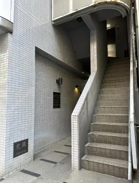新橋SDビルの外観