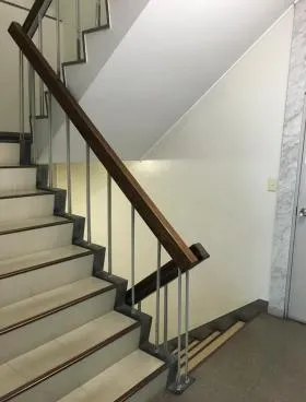 興和ビルの外観