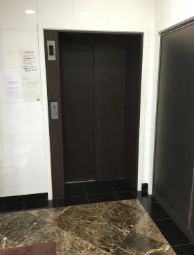 Kannai exビルの外観