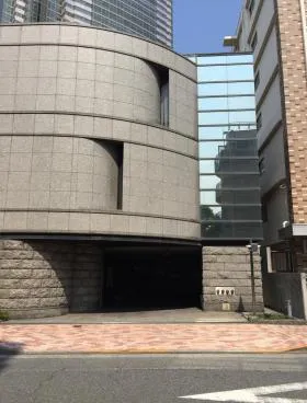 MT2ビルの外観