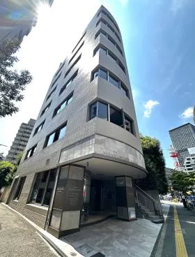 NOVEL WORK Shibakoenビルの外観