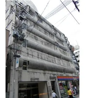 本町グラマシービルの外観
