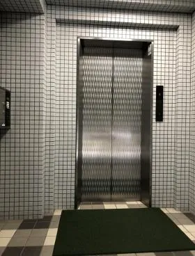 シントクビルの外観