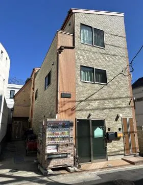 プロヴァンス南青山審美館の外観