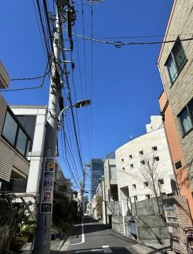 プロヴァンス南青山審美館の外観