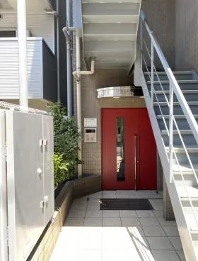 イヌイビルの外観