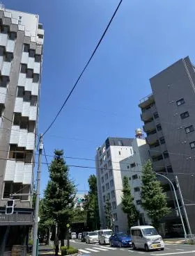 イヌイビルの外観