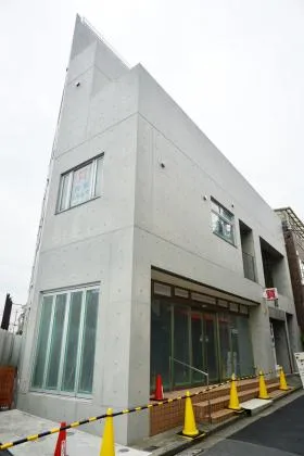 コルノ下北沢ビルの外観