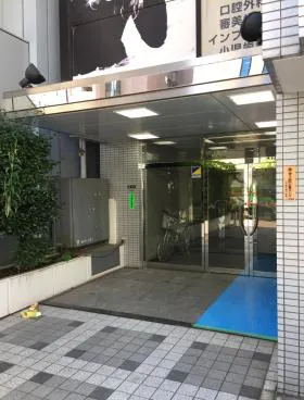 クロス芝浦ビルの外観