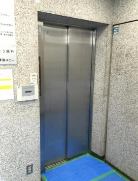 クロス芝浦ビルの外観