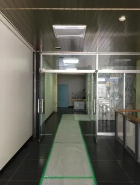 日工薬会館の外観
