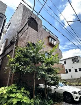 モリタニビルの外観