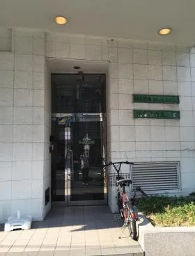 羽場ビルの外観