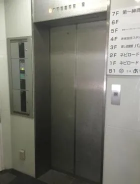 ネピロード赤坂ビルの外観