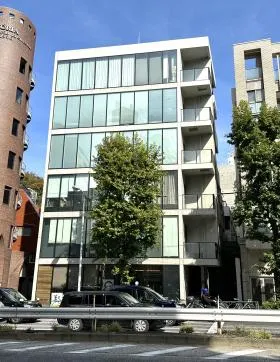 モダンフォルム西麻布ビルパートⅡの外観