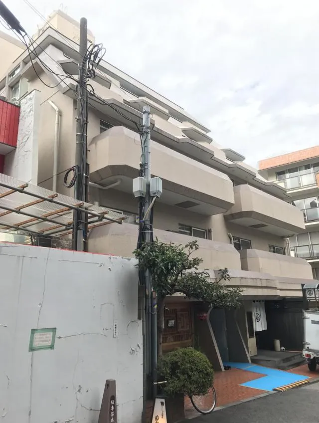 乃木坂プレース