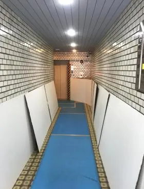 乃木坂プレースの外観