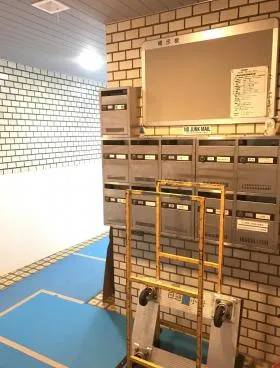 乃木坂プレースの外観