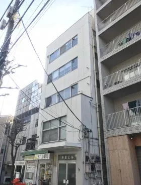 井出ビルの外観
