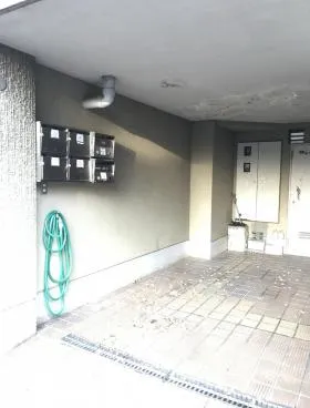 伊吹ハウスビルの外観