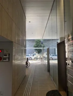 六本木アートシェルの外観