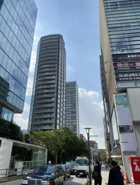 六本木アートシェルの外観