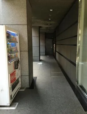 サクセス泉岳寺ビルの外観