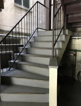 下総屋ビルの外観