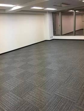 カーニープレイス横浜関内ビルの外観