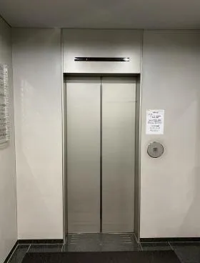 時計会館の外観