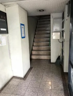 ISOビルの外観