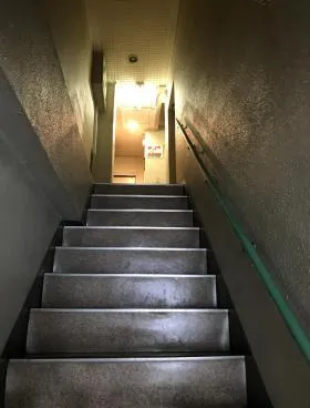 ISOビルの外観