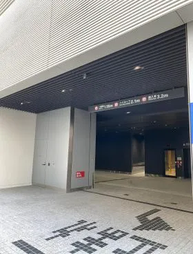 新虎通りCOREの外観